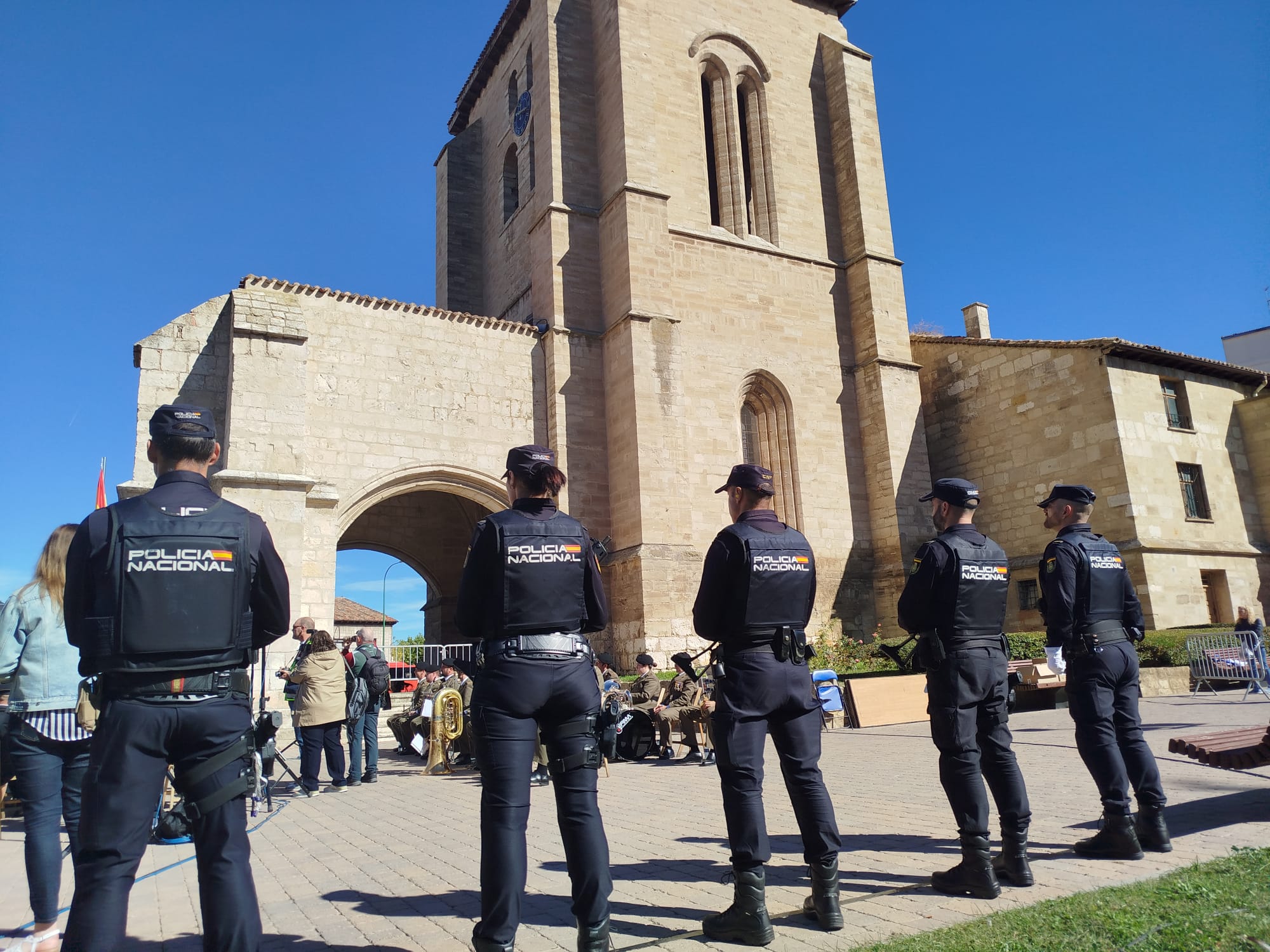 ángeles custodios policia nacional